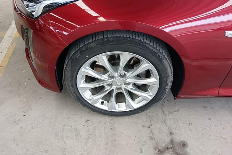Used Cadillac CT5 2022 28T Luxury Version (Standard Edition) Left Front Wheel Hub