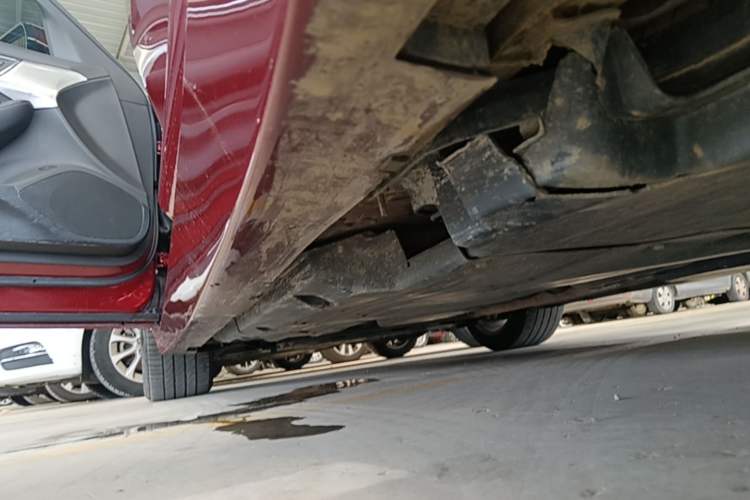 Used Cadillac CT5 2022 28T Luxury Version (Standard Edition) Left Side Sill