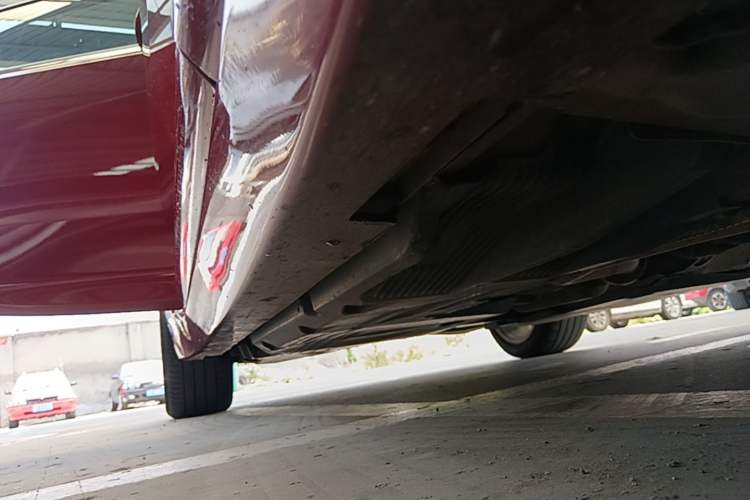 Used Cadillac CT5 2022 28T Luxury Version (Standard Edition) Right Side Sill