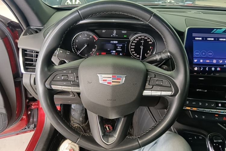 Used Cadillac CT5 2022 28T Luxury Version (Standard Edition) Steering Wheel