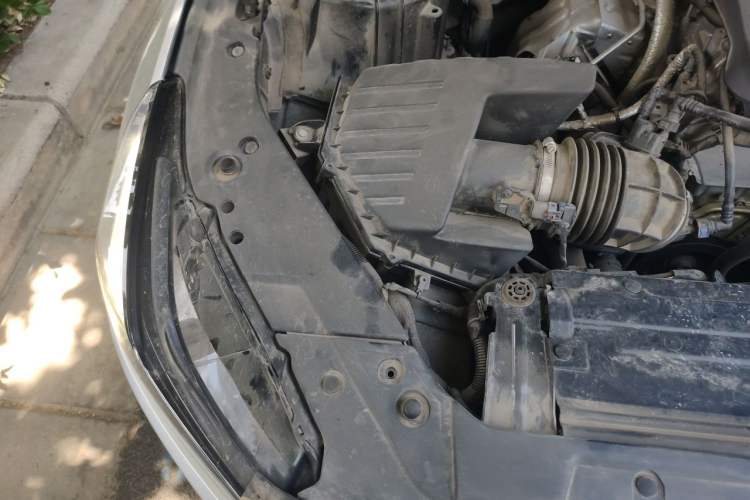 Used Cadillac CT5 2022 28T Luxury Version (Standard Edition) Engine Bay Right