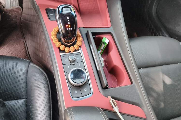 Used Cadillac CT5 2022 28T Luxury Edition Gear Lever