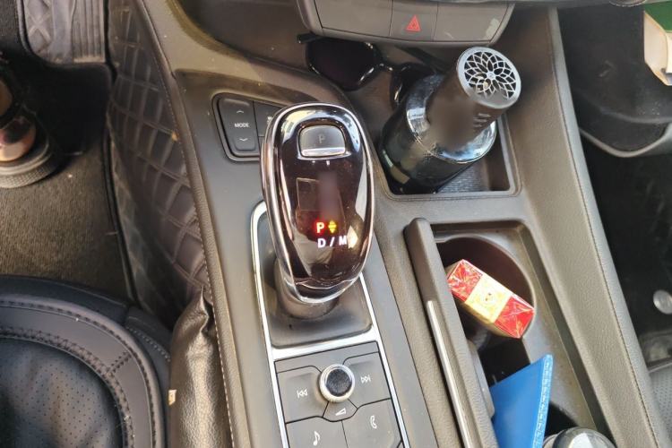 Used Cadillac CT5 2022 28T Fashion Edition Gear Lever