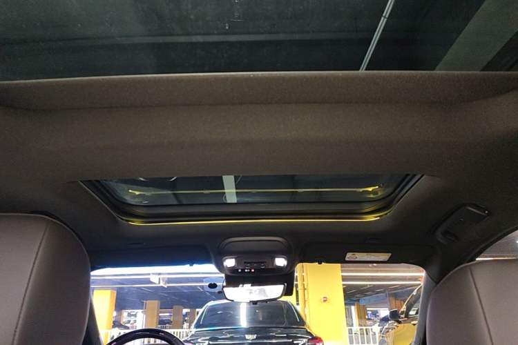 Used Cadillac CT5 2022 28T Platinum Super Driver-Assistance Edition Headliner