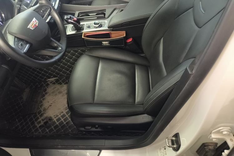 Used Cadillac CT5 2022 28T Luxury Edition Left Front Seat