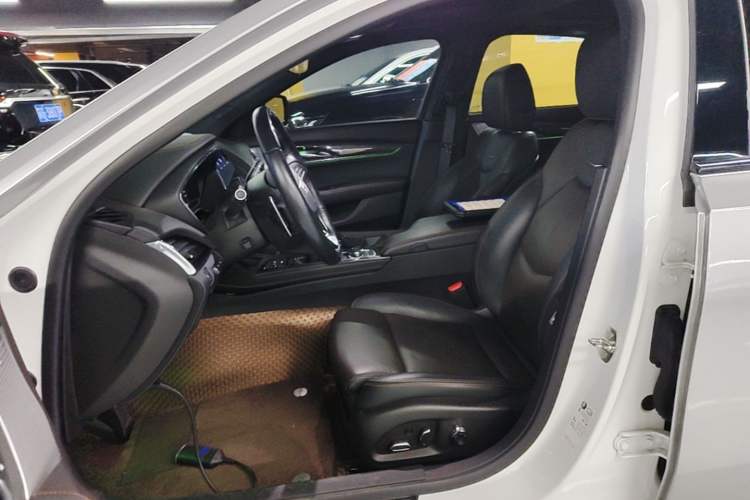 Used Cadillac CT5 2022 28T Platinum Super Driver-Assistance Edition Left Front Seat