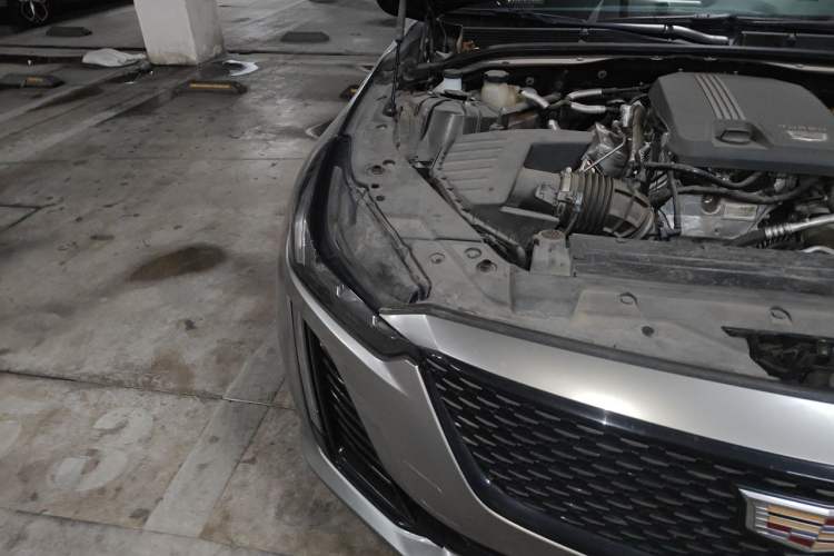 Used Cadillac CT5 2022 28T Luxury Version (Standard Edition) Right Front Headlight