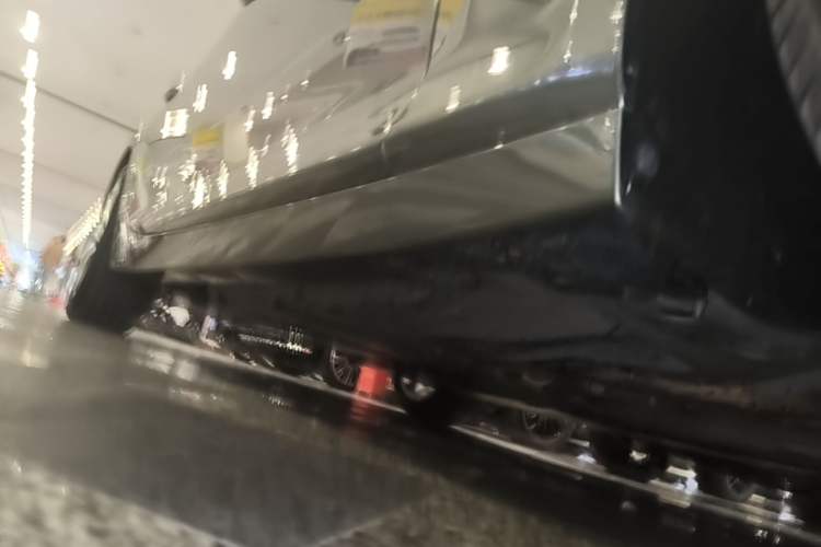 Used Cadillac CT5 2022 28T Luxury Version (Standard Edition) Right Side Sill