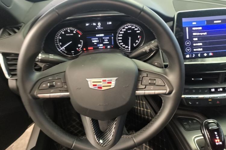 Used Cadillac CT5 2022 28T Luxury Edition Steering Wheel