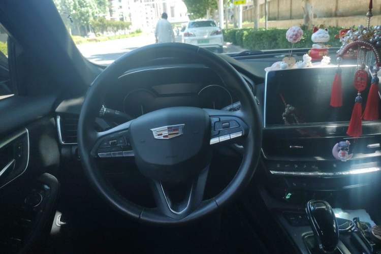 Used Cadillac CT5 2022 28T Luxury Version (Standard Edition) Steering Wheel