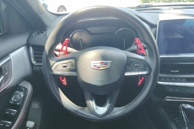 Used Cadillac CT5 2022 28T Luxury Version (Standard Edition) Steering Wheel