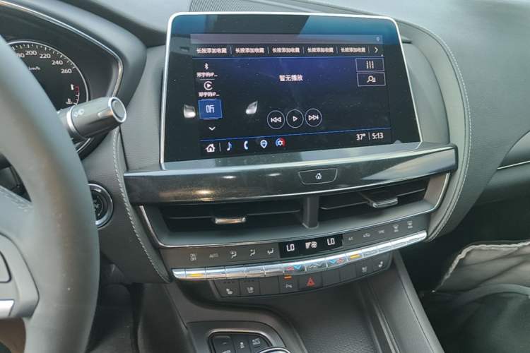 Used Cadillac CT5 2022 28T Luxury Edition Audio And AC Panel