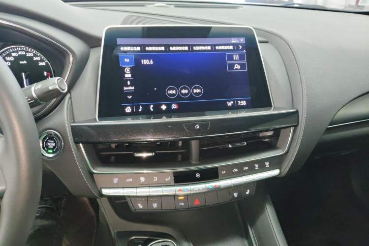 Used Cadillac CT5 2022 28T Luxury Edition Audio And AC Panel
