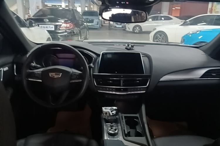 Used Cadillac CT5 2022 28T Luxury Version (Standard Edition) Center Console