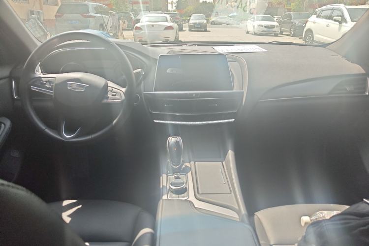Used Cadillac CT5 2022 28T Luxury Version (Standard Edition) Center Console