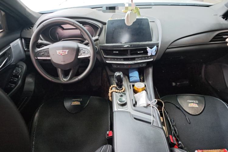 Used Cadillac CT5 2022 28T Luxury Edition Center Console