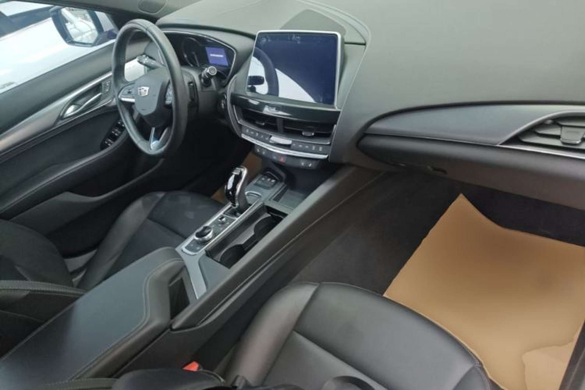 Used Cadillac CT5 2022 28T Luxury Version (Standard Edition) Center Console