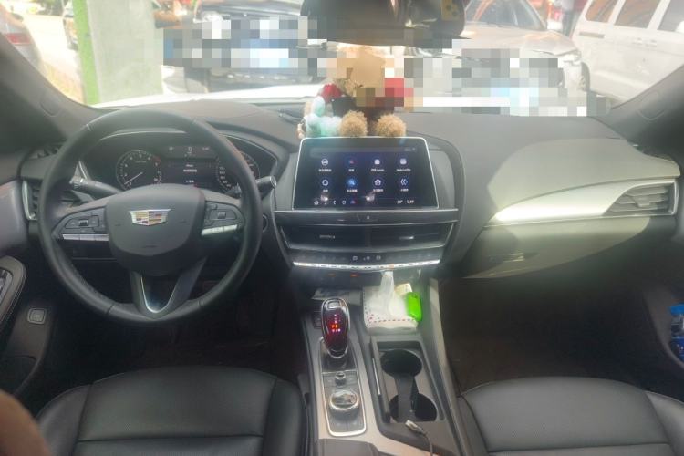 Used Cadillac CT5 2022 28T Luxury Version (Standard Edition) Center Console