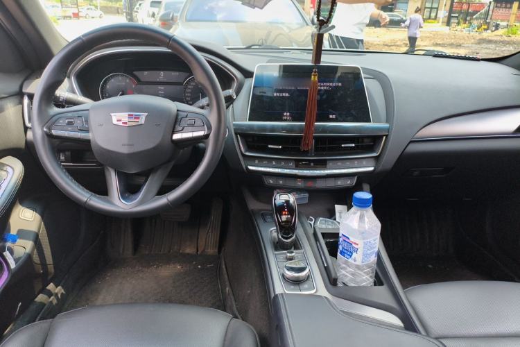Used Cadillac CT5 2022 28T Luxury Version (Standard Edition) Center Console