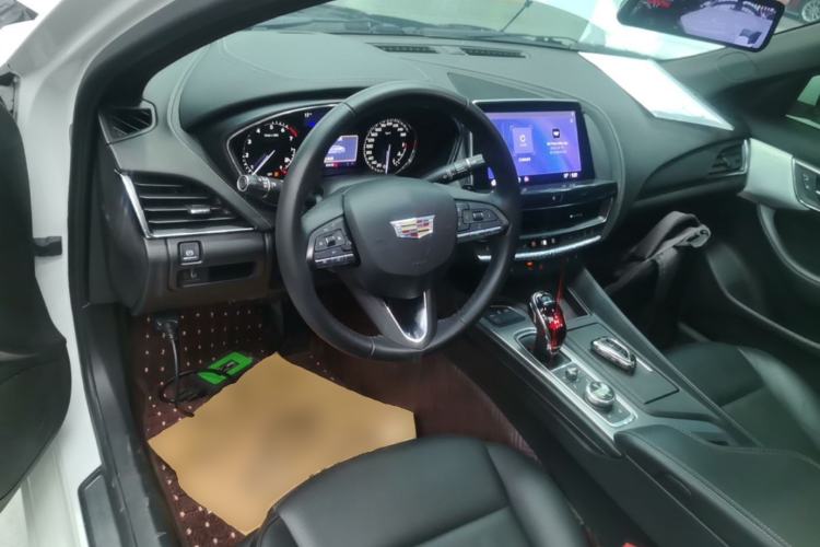 Used Cadillac CT5 2022 28T Luxury Edition Center Console