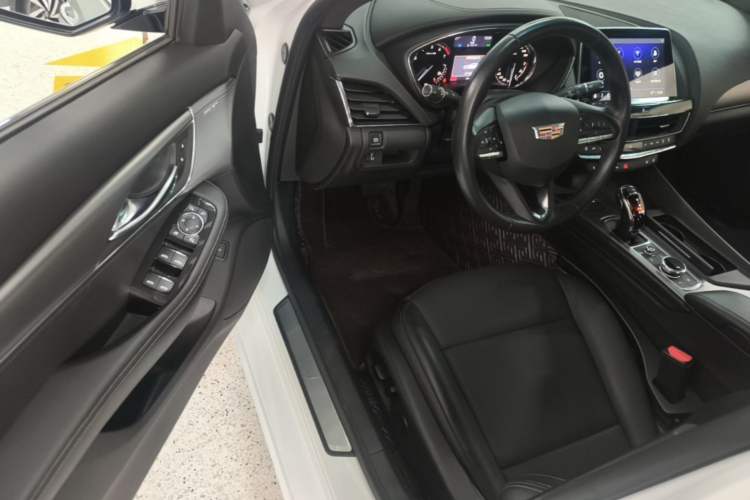 Used Cadillac CT5 2022 28T Luxury Version (Standard Edition) Driver Seat
