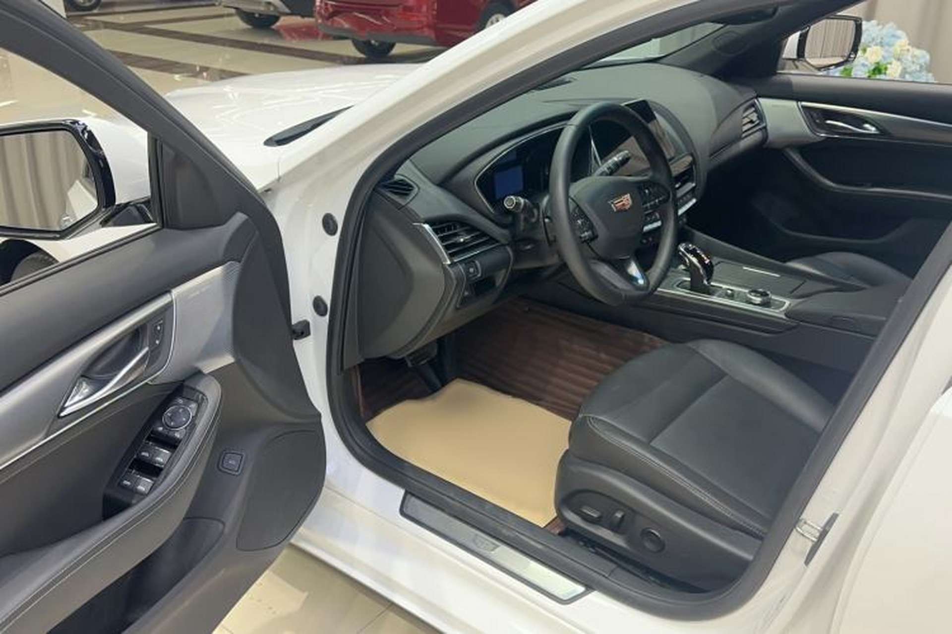Used Cadillac CT5 2022 28T Luxury Edition Driver Seat