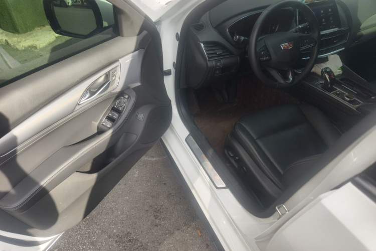 Used Cadillac CT5 2022 28T Luxury Version (Standard Edition) Driver Seat