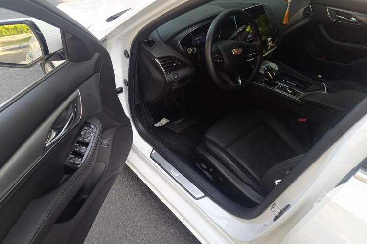Used Cadillac CT5 2022 28T Luxury Version (Standard Edition) Driver Seat