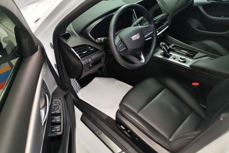 Used Cadillac CT5 2022 28T Prestige Edition Driver Seat
