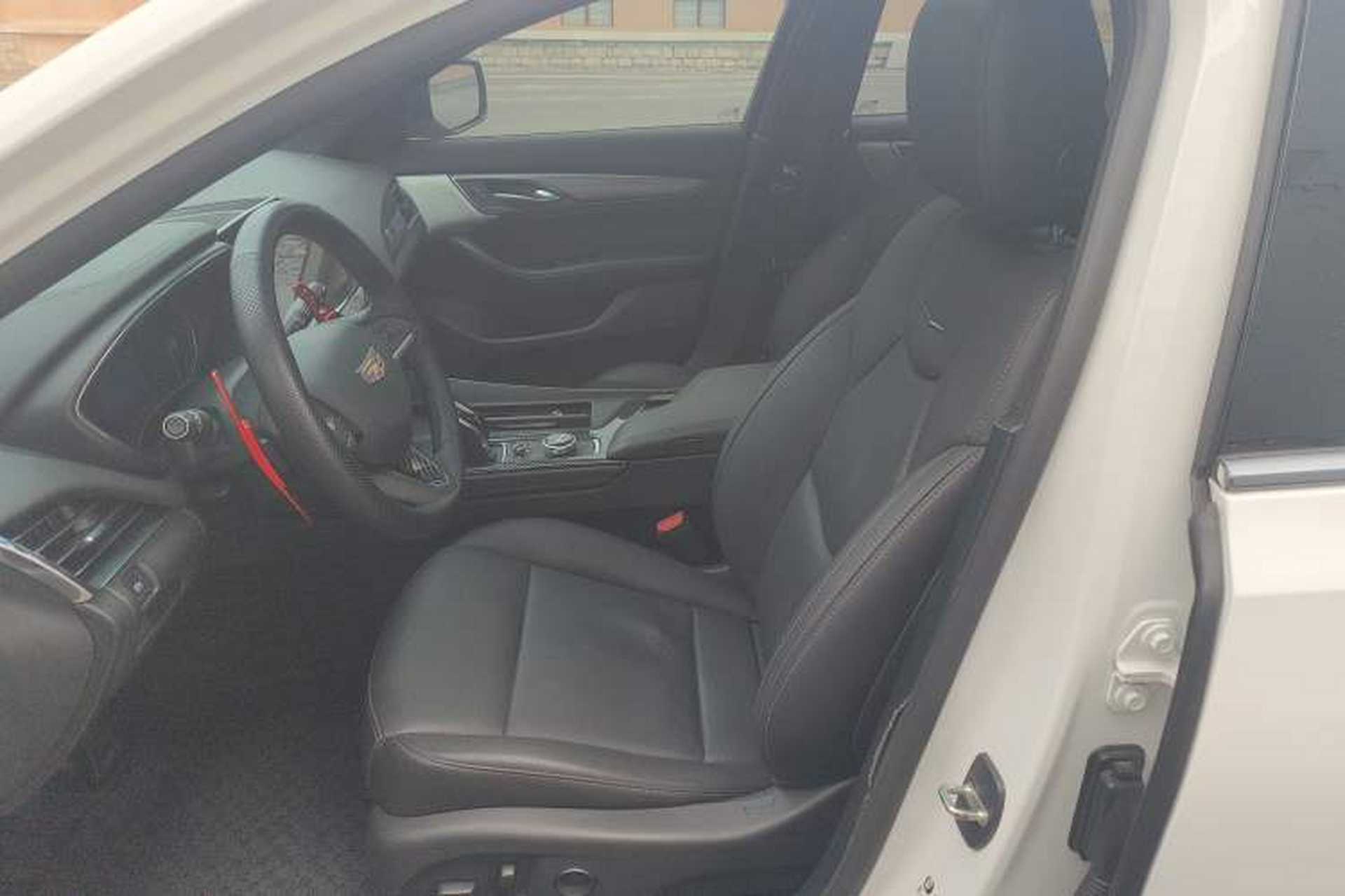 Used Cadillac CT5 2022 28T Luxury Edition Driver Seat