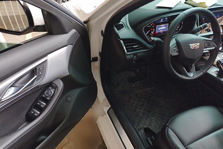 Used Cadillac CT5 2022 28T Luxury Version (Standard Edition) Driver Seat