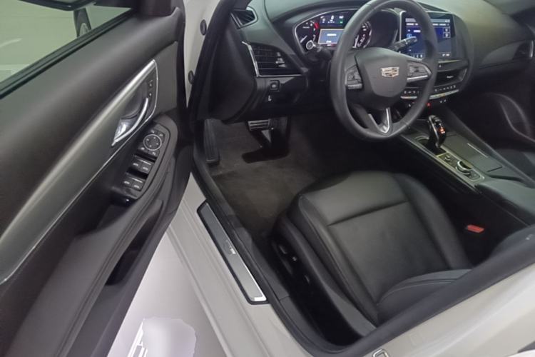 Used Cadillac CT5 2022 28T Luxury Version (Standard Edition) Driver Seat