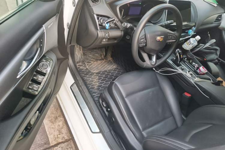 Used Cadillac CT5 2022 28T Luxury Edition Driver Seat
