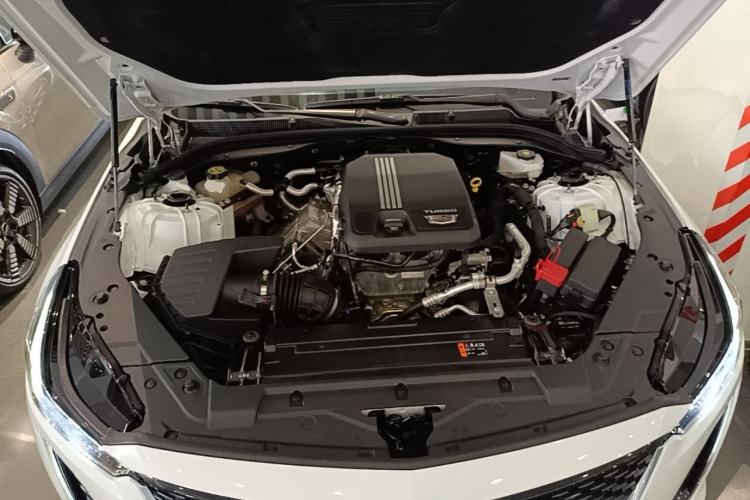 Used Cadillac CT5 2022 28T Luxury Version (Standard Edition) Engine Bay