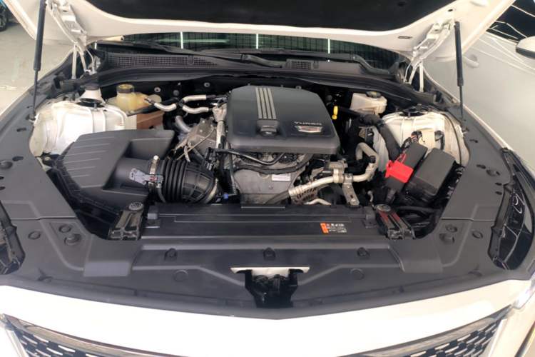 Used Cadillac CT5 2022 28T Luxury Edition Engine Bay