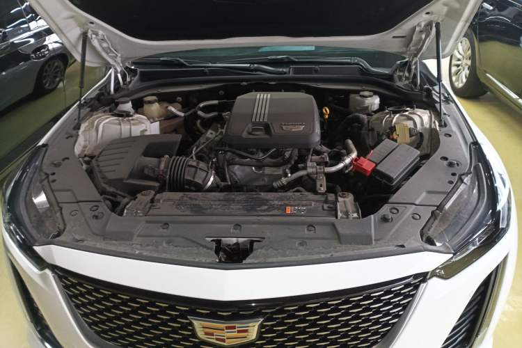 Used Cadillac CT5 2022 28T Luxury Version (Standard Edition) Engine Bay