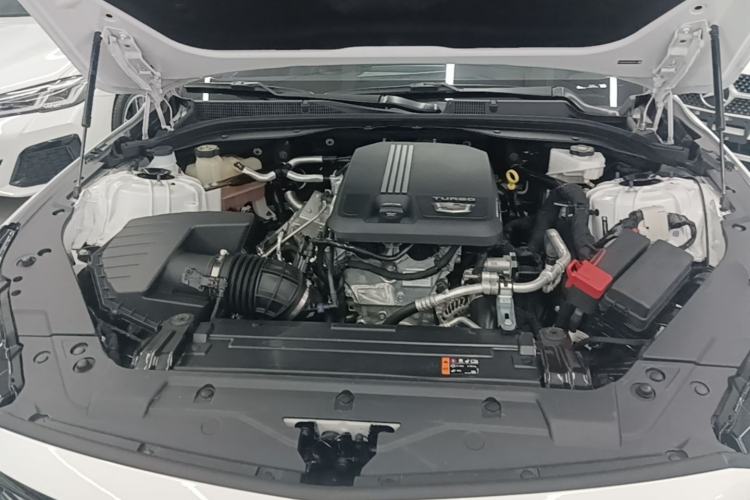 Used Cadillac CT5 2022 28T Luxury Version (Standard Edition) Engine Bay
