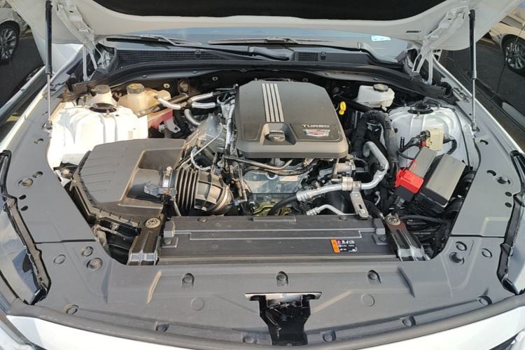 Used Cadillac CT5 2022 28T Luxury Edition Engine Bay