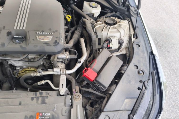 Used Cadillac CT5 2022 28T Luxury Version (Standard Edition) Engine Bay Left
