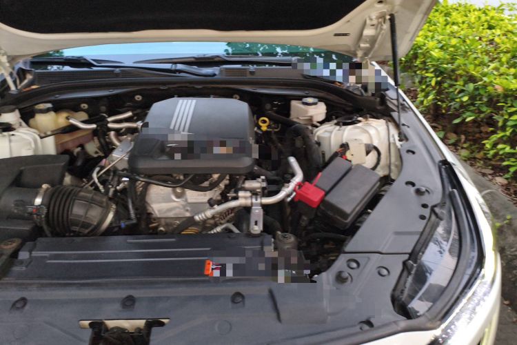 Used Cadillac CT5 2022 28T Luxury Version (Standard Edition) Engine Bay Left