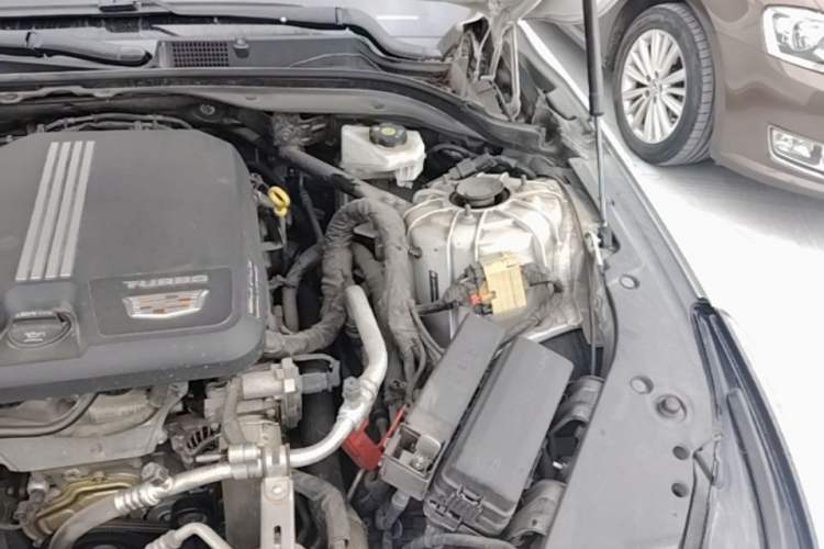 Used Cadillac CT5 2022 28T Platinum Edition Engine Bay Left