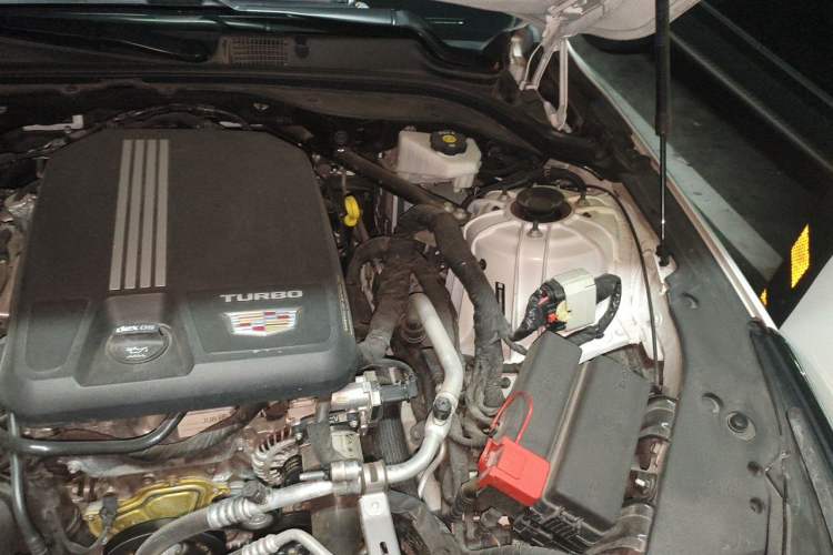 Used Cadillac CT5 2022 28T Luxury Version (Standard Edition) Engine Bay Left