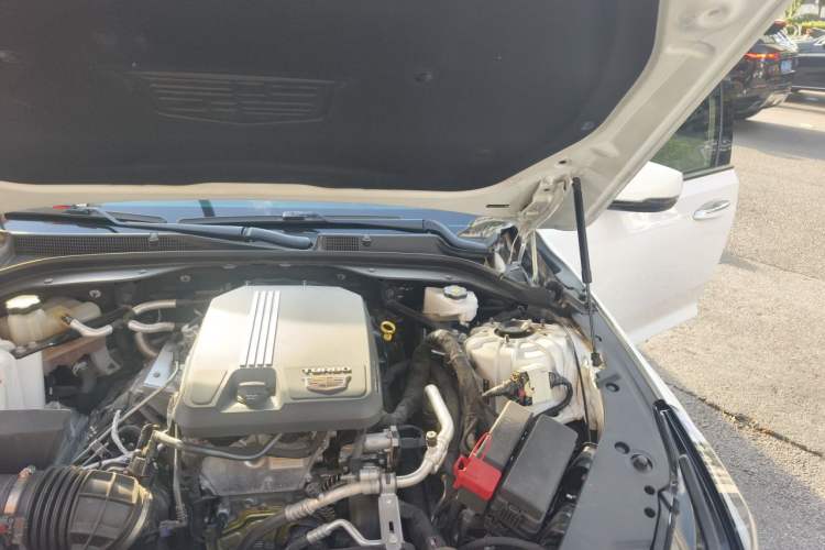 Used Cadillac CT5 2022 28T Luxury Version (Standard Edition) Engine Bay Left