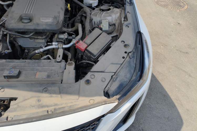 Used Cadillac CT5 2022 28T Luxury Version (Standard Edition) Engine Bay Left