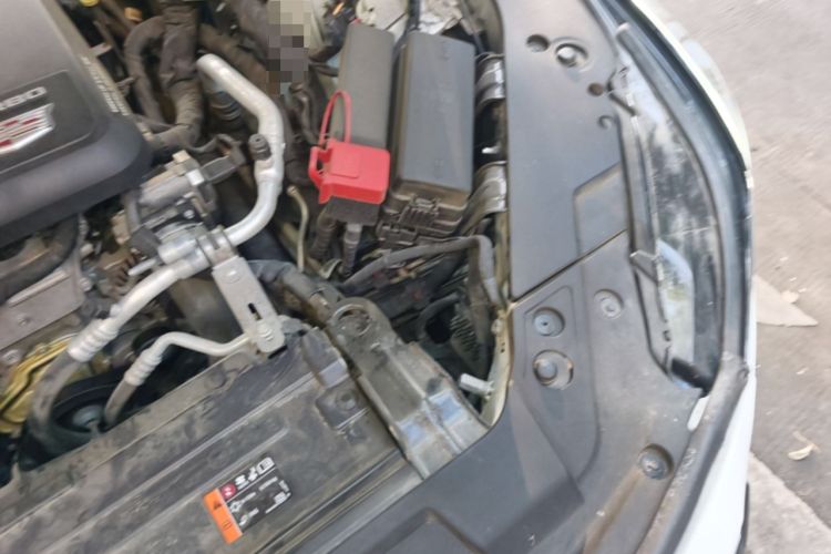 Used Cadillac CT5 2022 28T Luxury Edition Engine Bay Left