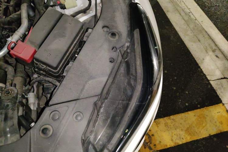 Used Cadillac CT5 2022 28T Luxury Version (Standard Edition) Engine Bay Left