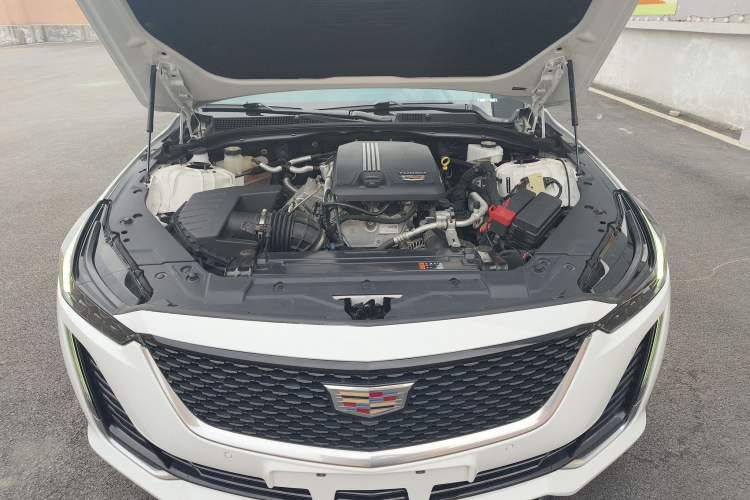 Used Cadillac CT5 2022 28T Luxury Edition Engine Bay
