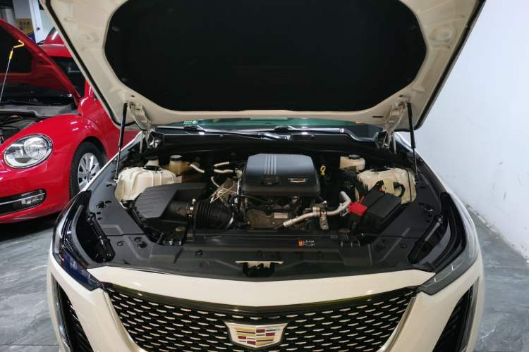 Used Cadillac CT5 2022 28T Luxury Version (Standard Edition) Engine Bay