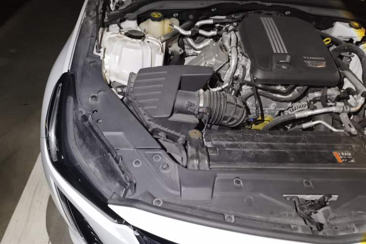 Used Cadillac CT5 2022 28T Luxury Version (Standard Edition) Engine Bay Right