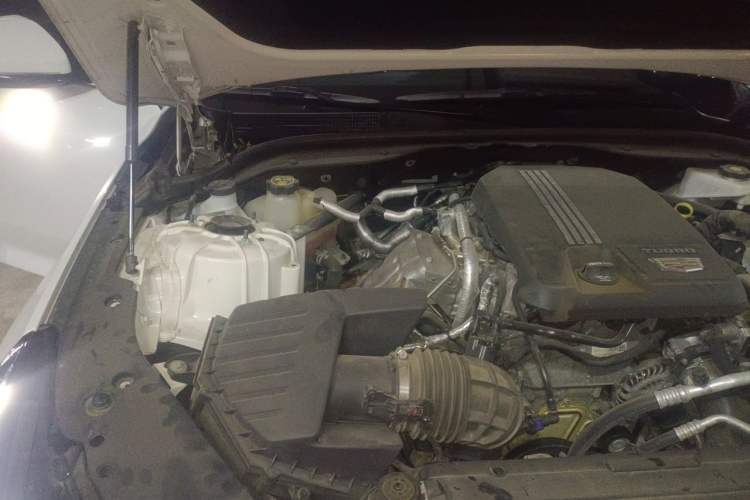 Used Cadillac CT5 2022 28T Luxury Version (Standard Edition) Engine Bay Right